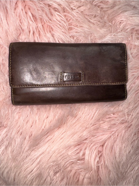 Fossil Handbags - Fossil Dark Brown Leather Fold Wallet